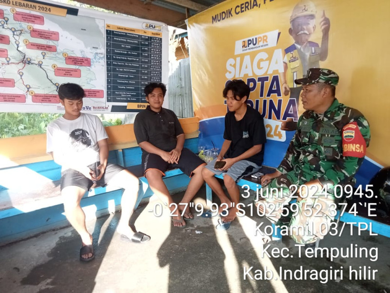 Ajak Para Pemuda Menjadi Pelopor Kamtibmas Desa, Babinsa Koramil 03/Tpl Kpmsos Bersama Toda