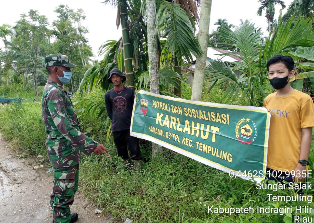 Patroli dan Sosialisasi Karlahut Selalu Intens di Laksanakan Babinsa Koramil 03/Tempuling