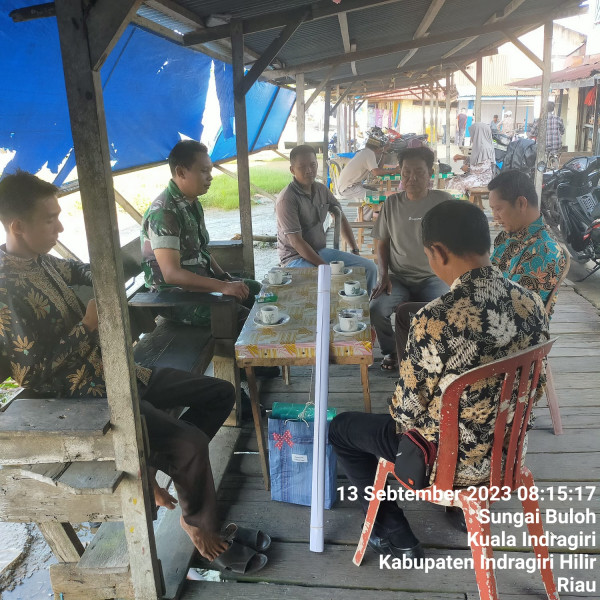 Babinsa Koramil 04/Kuindra Menyampaikan Kepada Masyarakat Agar Tidak Terjerumus Dengan Pergaulan Bebas