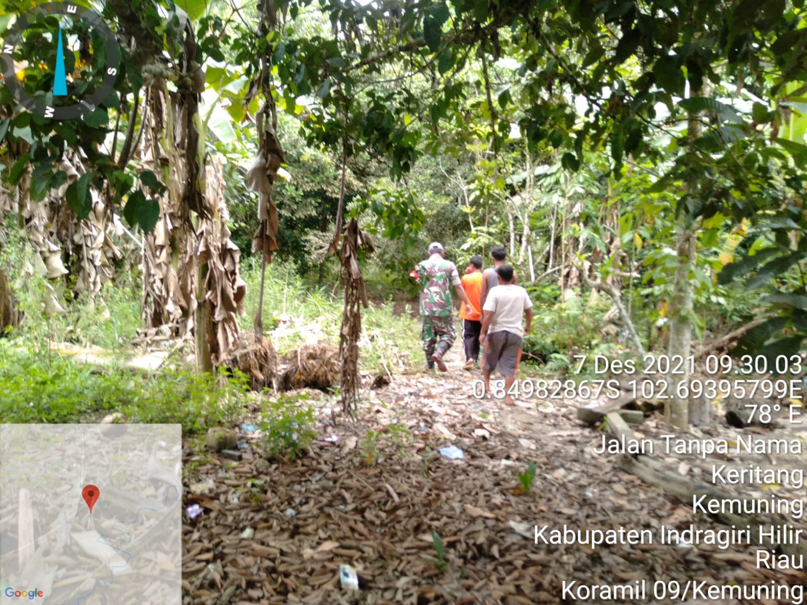 Babinsa Serka M Ridwan Lakukan Patroli Karhutla di Desa Sekayan