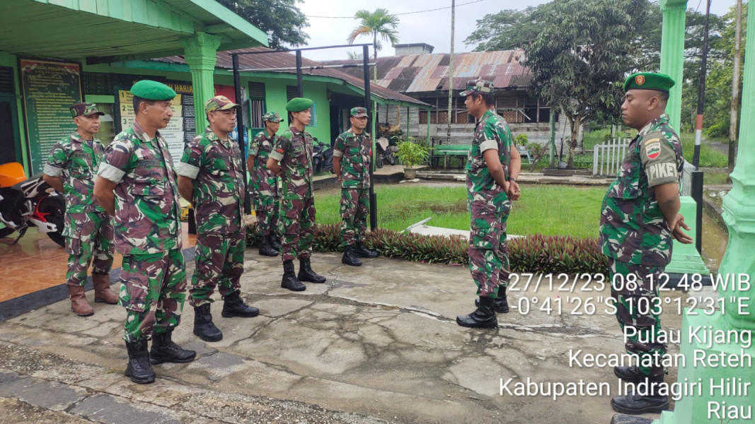 Danramil 07/Reteh Ajak Anggota Koramil Untuk Mengikuti Apel Pagi