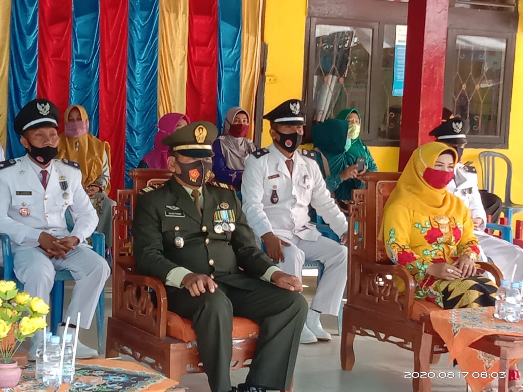 Danramil 03/Tempuling Mengikuti Upacara Bendera Memperingati HUT RI Ke-75