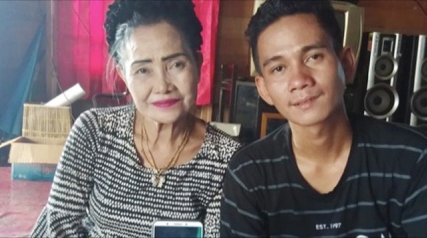 Setelah 13 Kali Menjanda, Nenek 56 Tahun Akhirnya Dinikahi Brondong