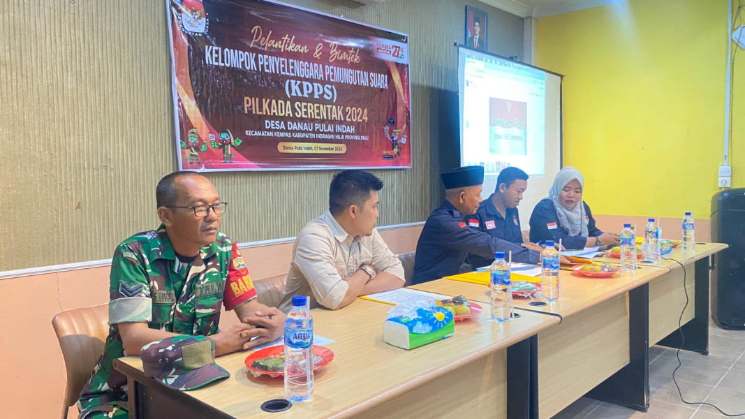 Mengawal Demokrasi: Babinsa Koramil 03/Tpl Hadiri Pelantikan Anggota KPPS di Desa Danau Pulai Indah