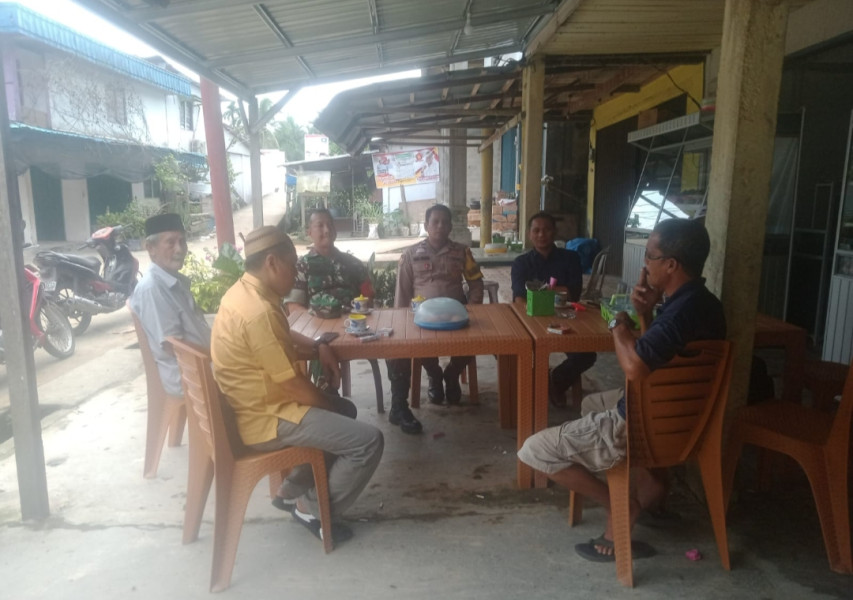 Babinsa Serda Johan Syah Tingkatkan Silaturahmi dengan Masyarakat Sungai Batang