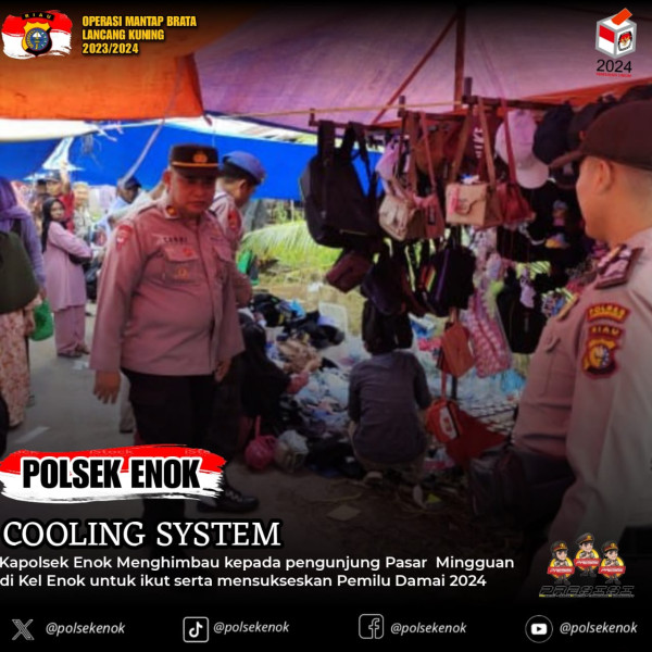 Kunjungi Pasar Tradisional Mingguan, Kapolsek Enok Ajak Masyarakat Tertib Pemilu 2024