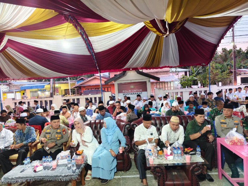 DANRAMIL 03/TEMPULING BERSAMA FORKOPIMCAM GELAR BUKA BERSAMA, JALIN SILATURAHMI DAN BERIKAN SANTUNAN ANAK YATIM