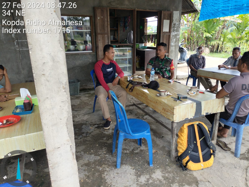 Jalin Silaturahmi Sesuai Tupoksi Bersama Babinsa 05/Gas Kopda Ridho