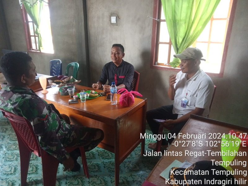 Babinsa 03/Tpl Kopda Rewan Hutabarat Sambangi Warga Masyarakat Binaan