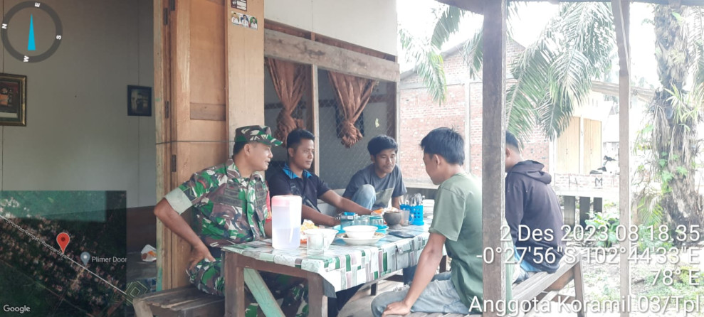 Babinsa 03/Tpl Sambangi Pemuda, Samapiakan Pesan Kamtibmas