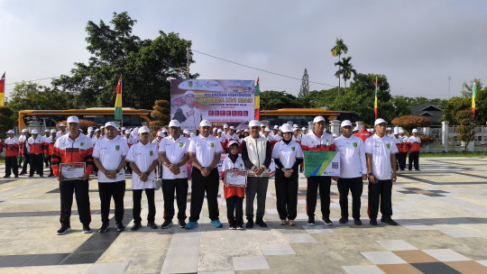 Pj Bupati Inhil Herman Lepas 93 Atlit Kontingen Popda Ke XVI Di Provinsi Riau Tahun 2024