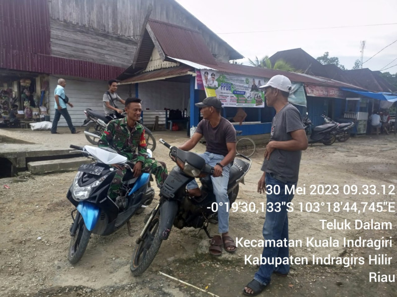 Saling Menjaga Silaturahmi Antara Babinsa Koramil 04/Kuindra dan Warga