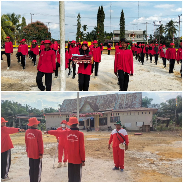 Di Tengah Panas Terik, Babinsa Koramil 03/Tpl Masih Semangat Melatih Paskibra