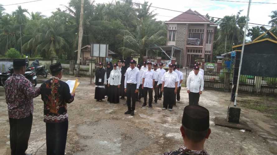 Sah, 22 Orang Dilantik Menjadi Pantarlih Pemilu 2024 di Kelurahan Teluk Pinang