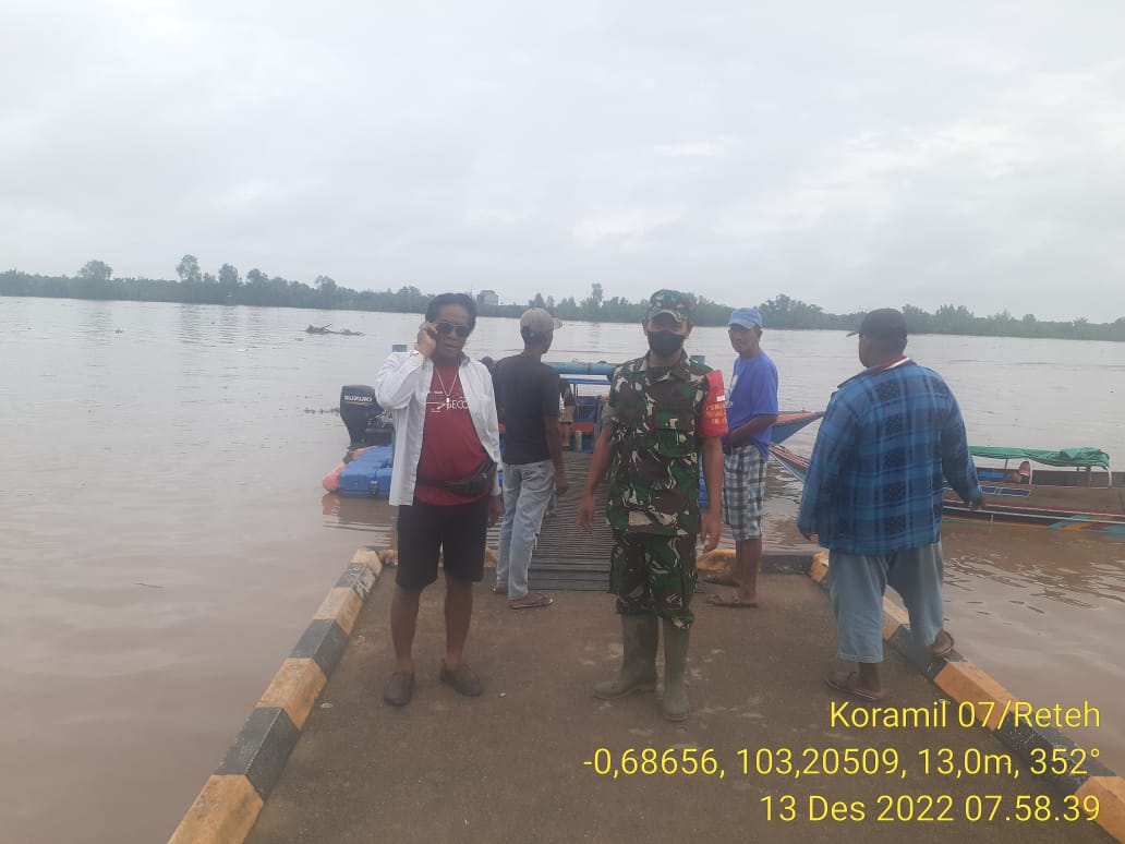 Posko Penegakan Prokes Bersama Babinsa Koramil 07/Reteh