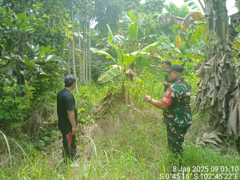 Babinsa Koramil 09/Kemuning Semakin Gencar Lakukan Sosialisasi Karhutla