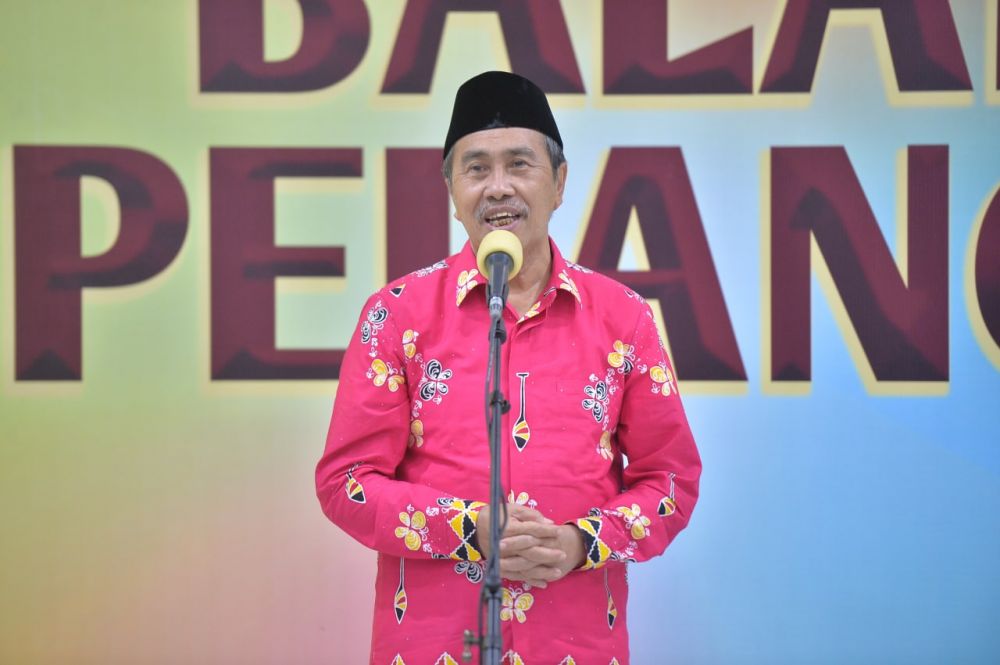 Gubernur Riau Terbitkan Instruksi dan Bentuk Tim Penggunaan Produk Lokal