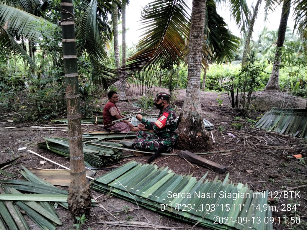 TNI Koramil 12/Batang Tuaka Komsos Terkait Hidup Sehat kepada Masyarakat Sungai Piring