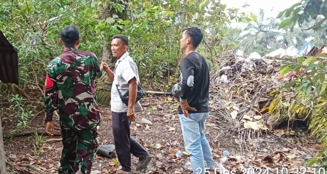 Patroli di Wilayah Koramil 09/Kemuning: TNI dan Masyarakat Bersatu untuk Mencegah Karhutla