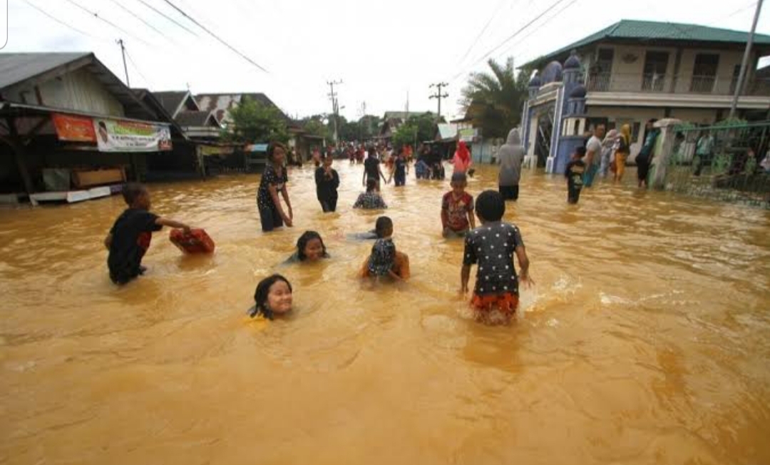 Bermain Disaat Banjir, Bocah 13 Tahun di Tembilahan Ini Meninggal Dunia