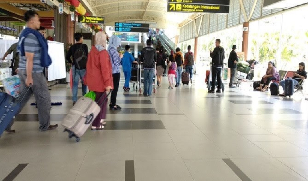 Pemprov Riau Tutup Akses Penerbangan dari dan ke Malaysia Serta Singapura Karena Virus Corona  Pemprov Riau Tutup Akses Penerbangan dari dan ke Malaysia Serta Singapura Karena Virus Corona