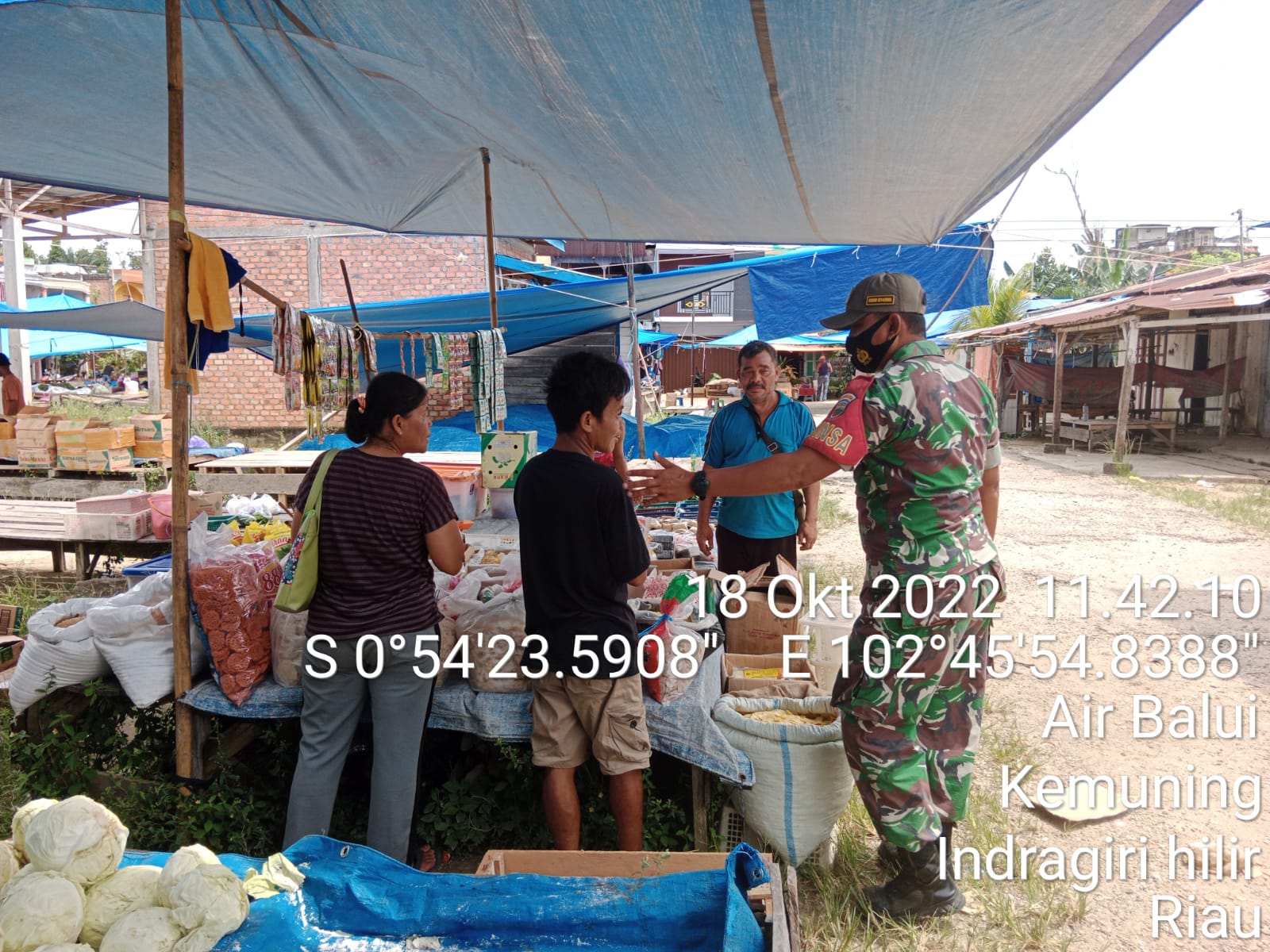 Disiplin Prokes Terus di Tegakkan di Wilayah Binaan Oleh Personel Koramil 09/Kemuning