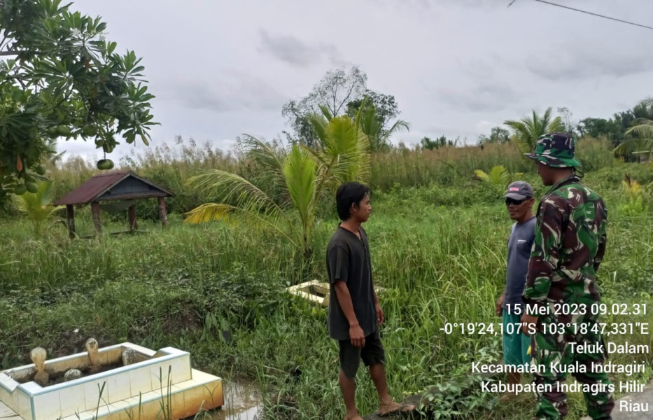 Babinsa Koramil 04/Kuindra Himbau Tetap Waspada Terhadap Lahan dan Hutan