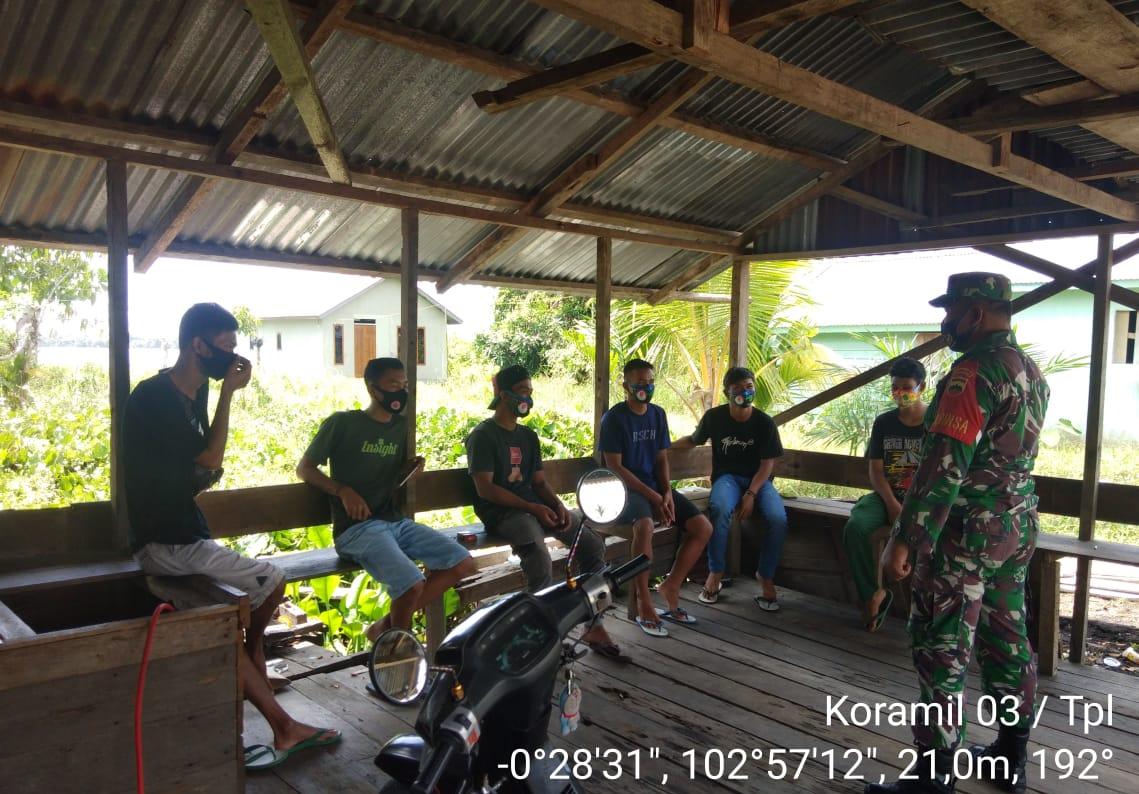 Sambangi Anak Remaja, Babinsa 03/Tempuling Berikan Himbauan Ini...