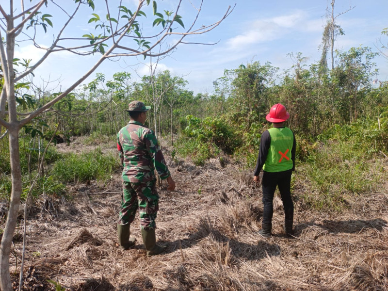 Bhabinsa 05/Gas Terus Lakukan Pencegahan Karhutla Demi Kenyamanan Lingkungan