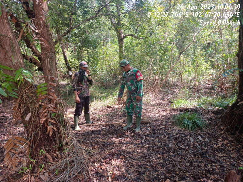 Pencegahan Karhutla Terus Dilakukan Bhabinsa 05/Gas Melalui Patroli Rutin