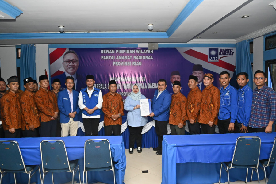 Penuhi Panggilan, Kasmarni Kunjunggi Kantor DPW PAN Riau