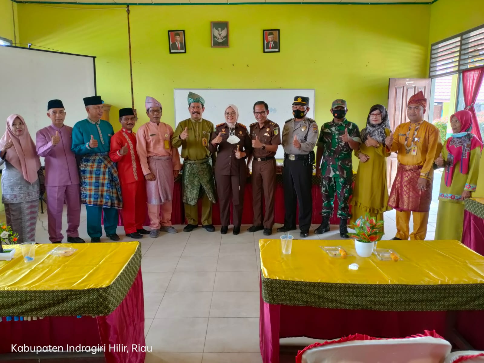 Babinsa 03/Tempuling Hadiri Acara Penyuluhan Hukum tentang Pengelolaan Dana Bos bagi Kepsek SD