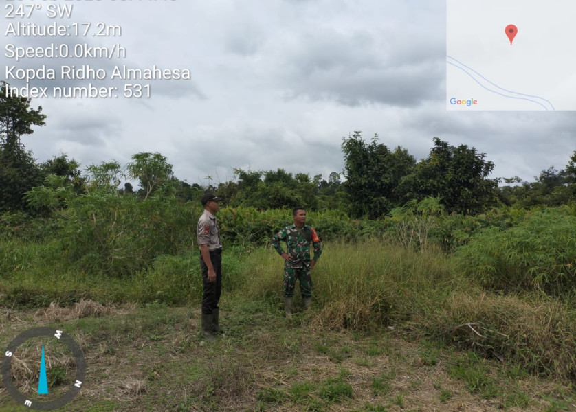 Rutin Laksanakan Patroli Konsesi Mitigasi Babinsa 05/Gas Kopda Ridho di Dampingi Masyarakat dan Security