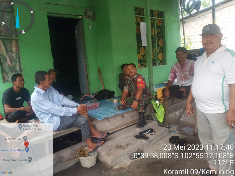 Babinsa Koramil 09/Kemuning Giat Jalin Silaturahmi Kepada Warga Binaan
