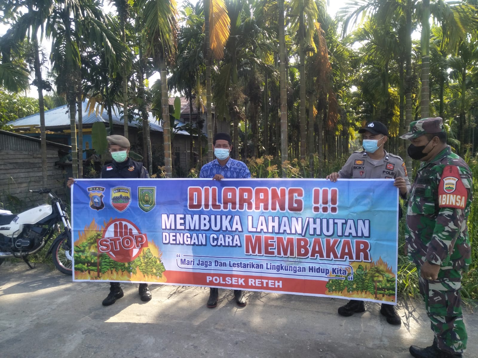 Cuaca yang Tak Menentu, Koramil 07/Reteh Tetap Laksanakan Patroli Karhutla