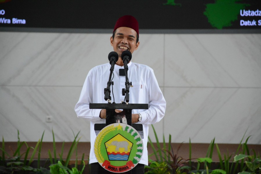 UAS Cuci Rohani Anggota TNI Korem 031/Wira Bima tentang Pentingnya Menjaga Keberagaman di Tanah Melayu