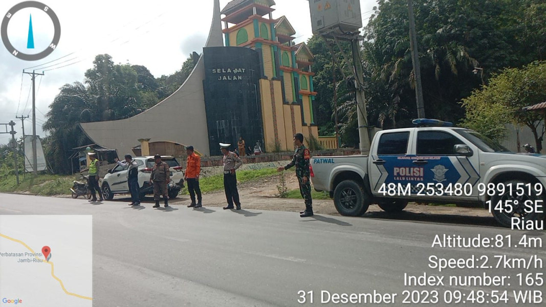 Danramil 09/Kmg Pantau Arus Mudik Nataru Beserta Jajarannya