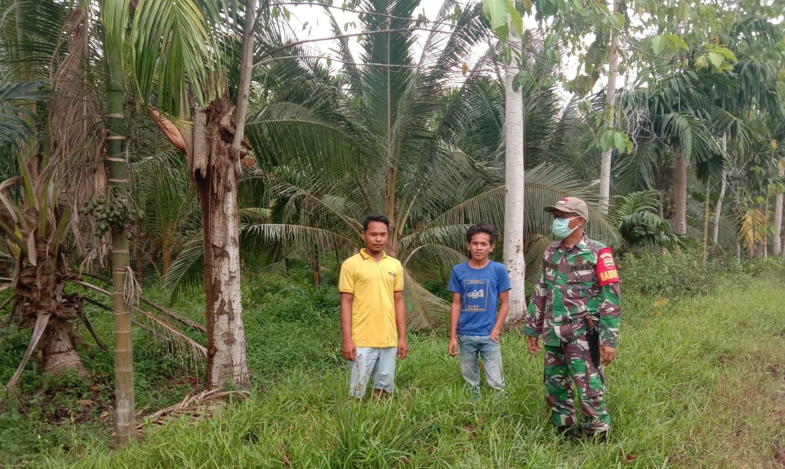Babinsa Koramil 04/Kuindra Rutin Lakukan Patroli Kebakaran Hutan dan Lahan