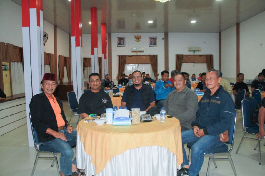 Ketua DPRD Inhil Hadiri Nobar di Aula Rekonfu: Jaga Kamtibmas Lewat Kebersamaan