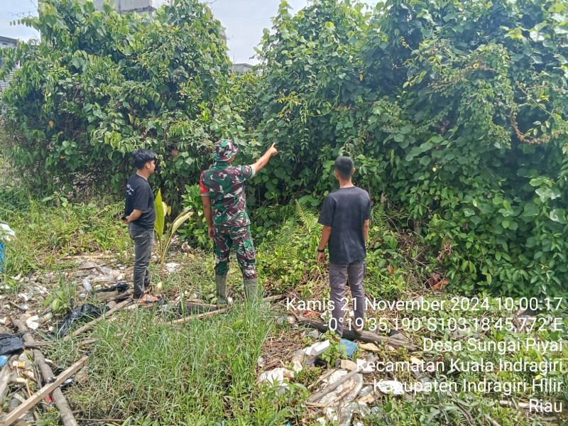 Pencegahan Karhutla Rutin Dilaksanakan Bersama Masyarakat dan Babinsa Koramil 04/Kuindra