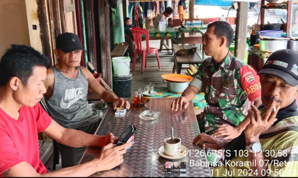 Demi Keamanan dan Ketertiban Lingkungan, Koramil 07/Reteh Giat Jalankan Komsos di Binaan