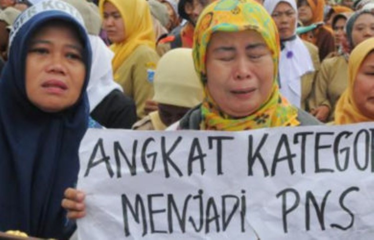 Hore! Ada Kabar Gembira buat Guru Honorer Indonesia, Ini Dia…