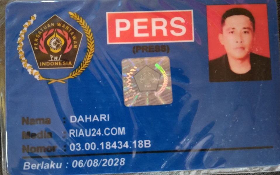 Usai Dipecat Karena Ijazah Palsu, Ferdy Kembalikan KTA PWI Bengkalis