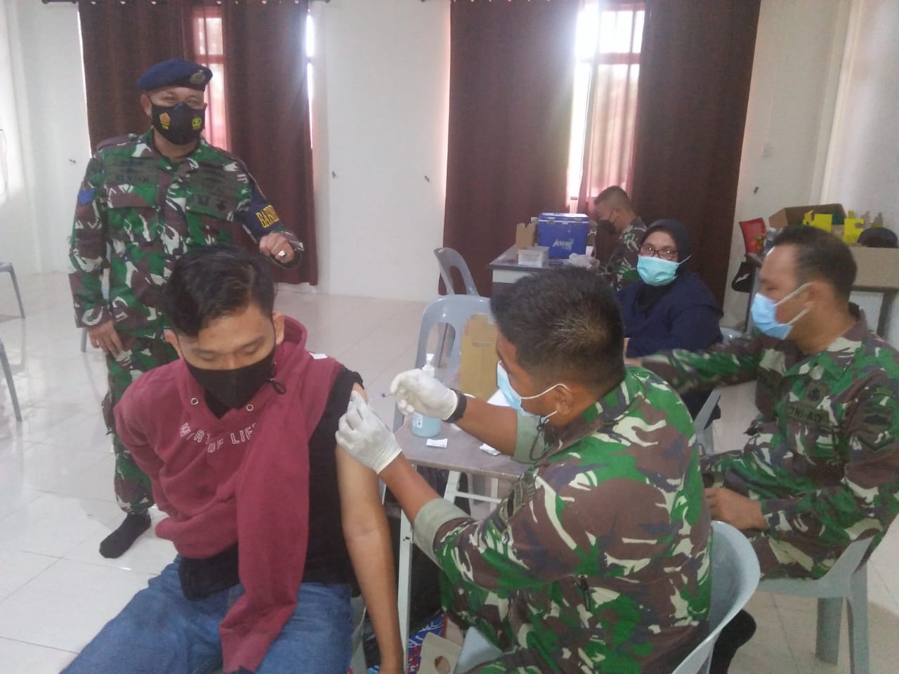 Camat Bintan Utara Imbau Warga Ikuti Vaksinasi Tahap 1 dan 2