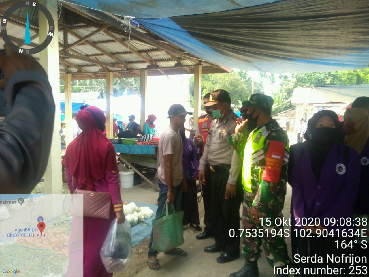 Koramil 09/Kemuning Kodim 0314/Inhil Terus Lakukan Penegakan Prokes di Desa Pasar Kembang
