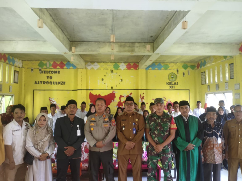 Danramil 07/Reteh Hadiri Pelantikan dan Pengambilan Sumpah Jabatan PTPS