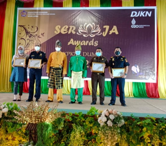 Raih 2 Prestasi, Kejari Dumai Terima Penghargaan Dari KPKNL Dumai