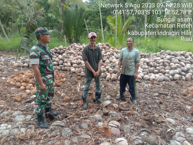 Daerah Rawan Karhutla, Babinsa Koramil 07/Reteh Turun Lakukan Patroli Rutin