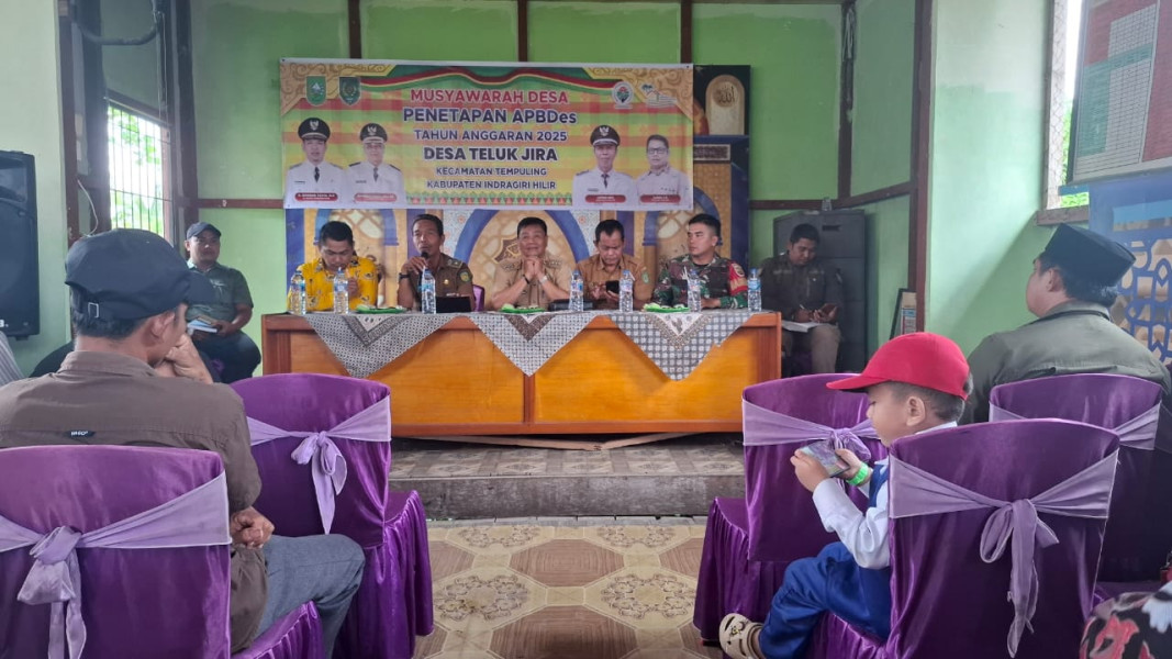 Babinsa Koramil 03/Tpl Hadiri Musdes Penetapan APBDes Tahun Anggaran 2025