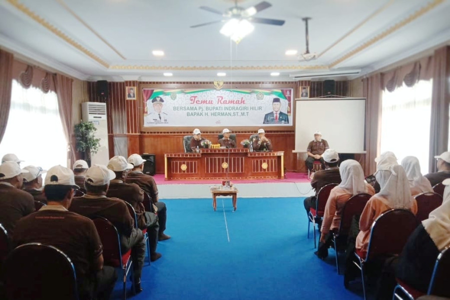 Pj Bupati Inhil Herman Lakukan Temu Ramah dengan Kepala KUA dan Penyuluh Agama Se-kabupaten Indragiri Hilir